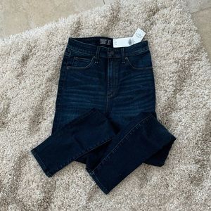 Abercrombie Curve Love Ultra High Rise Skinny Jeans